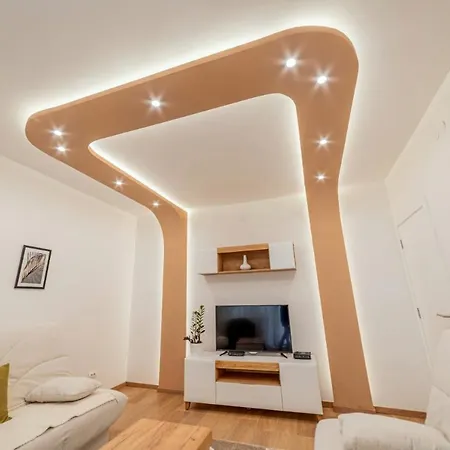 Danube Lux Apartman Novi Sad