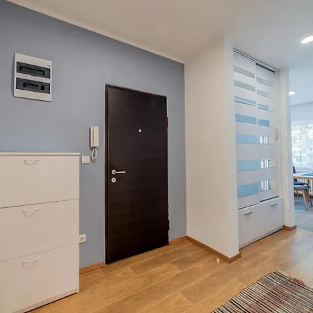 Apartment Danube Lux Novi Sad